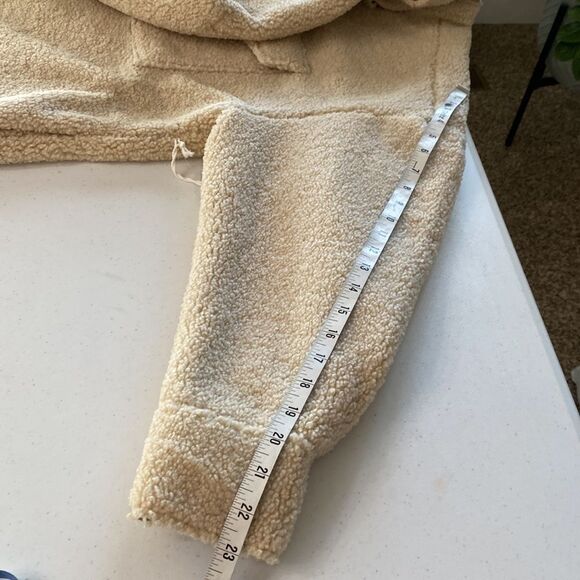 Good American Cream Sherpa Shacket Oversize Button Down Shirt Jacket Size 1/2 XL - Picture 13 of 16